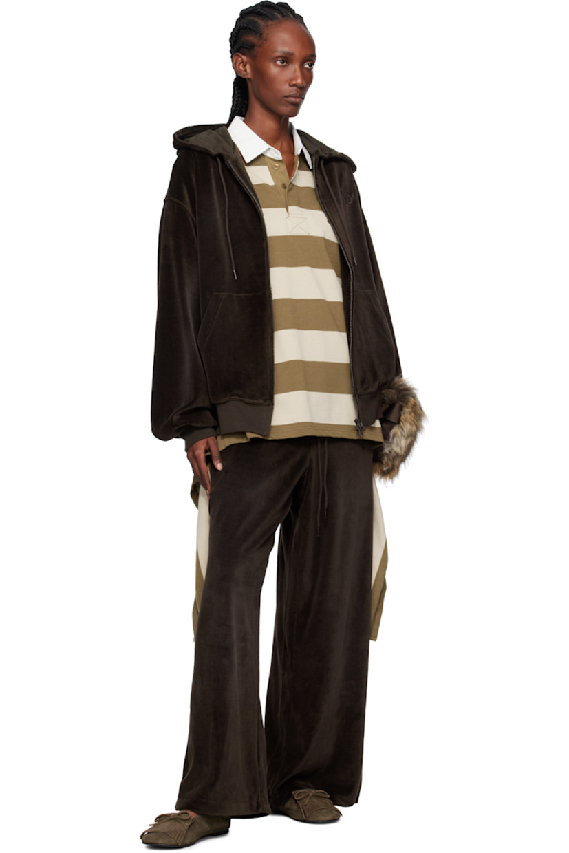 Cotton-blend velour lounge pants.

· Whiskering throughout
· Wide-leg
· Drawstring at elasticized waistband
· Four-pocket styling
· Gathering at waist
· Logo embroidered at front

Supplier color: Brown