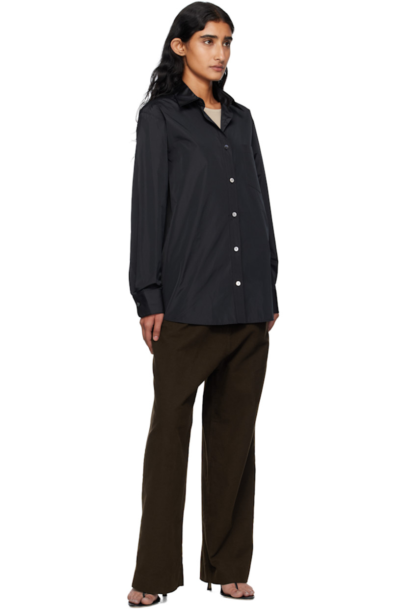 Stretch cotton moleskin trousers.

· Belt loops
· Five-pocket styling
· Zip fly 
· Logo patch at back waistband

Supplier color: Brown