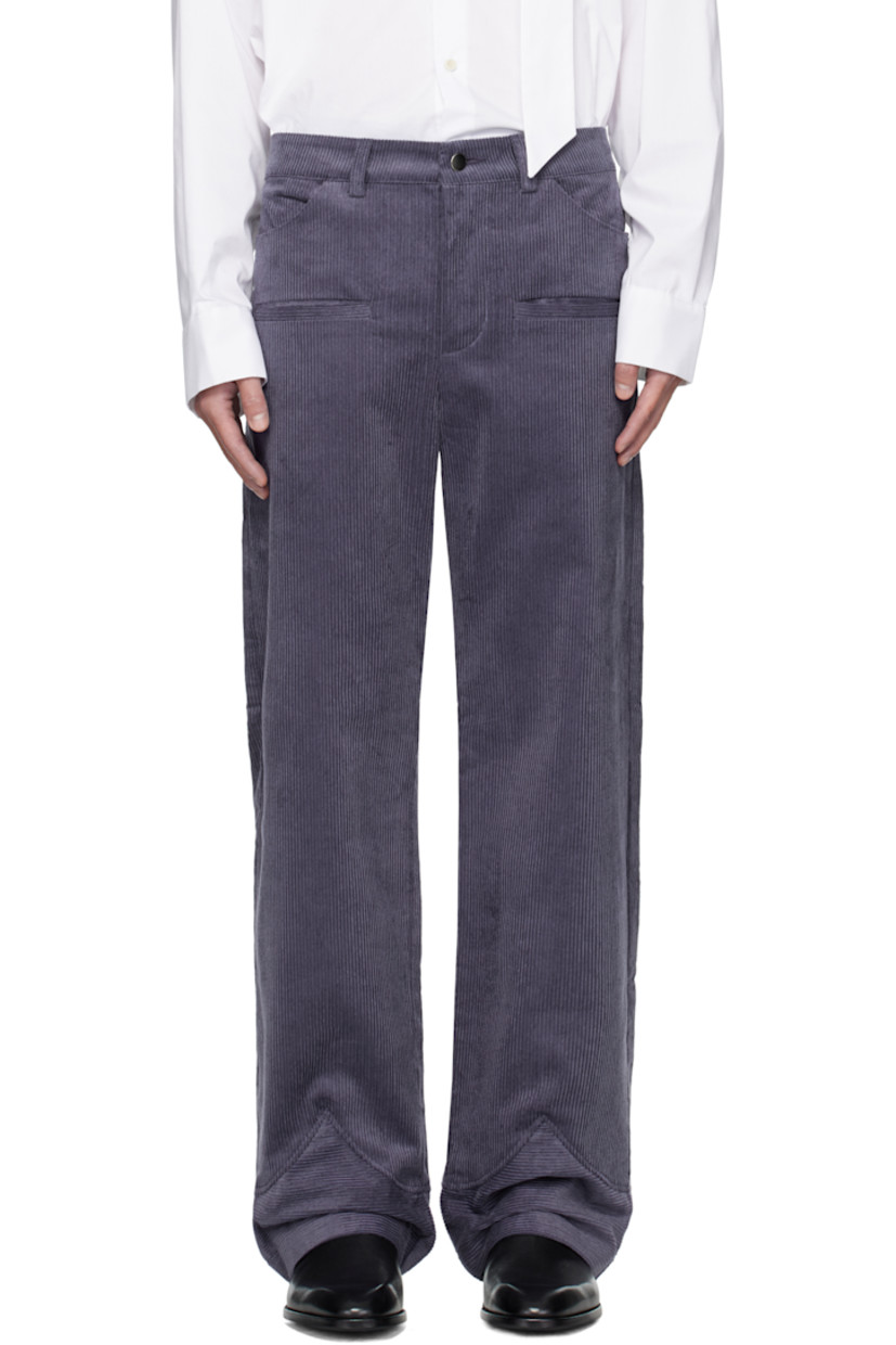 Cotton corduroy trousers.

· Loose-fit, straight-leg
· Belt loops
· Four-pocket styling
· Zip fly
· Darts at back waist

Supplier color: Lilac