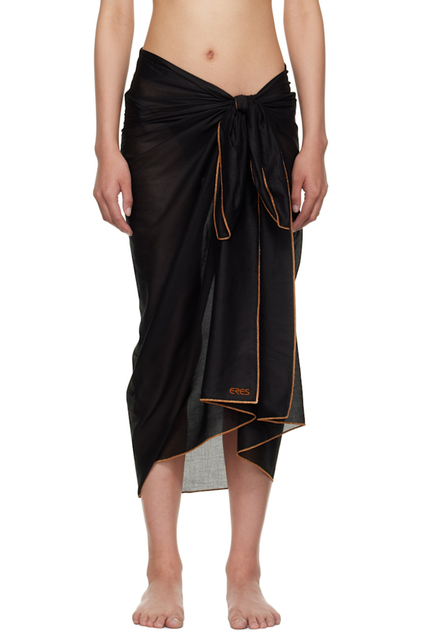 Semi-sheer cotton voile cover-up.
 
· Wrap construction
· Metallic thread detailing at edges
· Logo bonded at hem

Supplier color: Noir