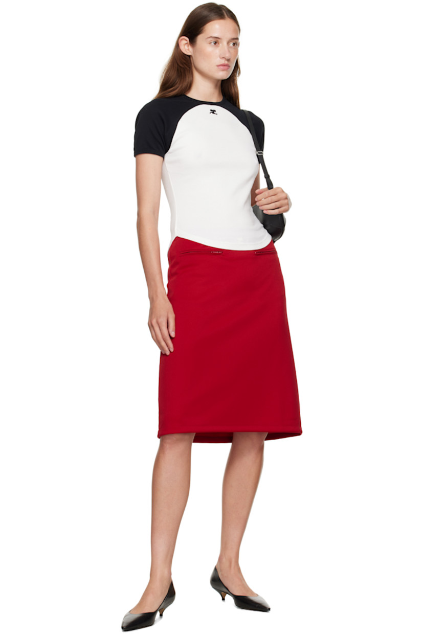Interlock jersey midi skirt.

· Elasticized waistband
· Embroidered logo patch at front waist
· Two-pocket styling
· Darts at back waist

Supplier color: Ruby