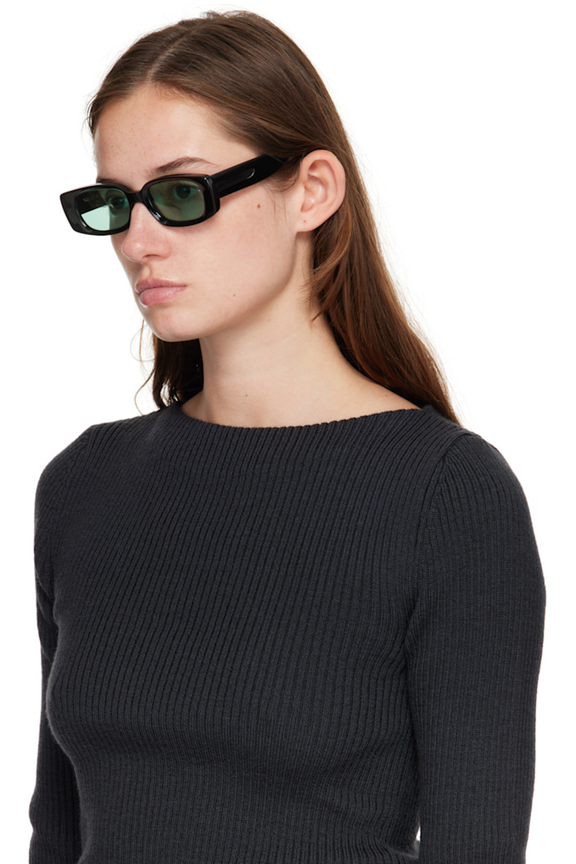 Handcrafted rectangular Mazzucchelli acetate-frame sunglasses.

· Integrated nose pads
· Green-tinted Carl Zeiss lenses, cat. 1
· Integrated nose pads
· Hinged leather case included

Supplier color: Infinite Black