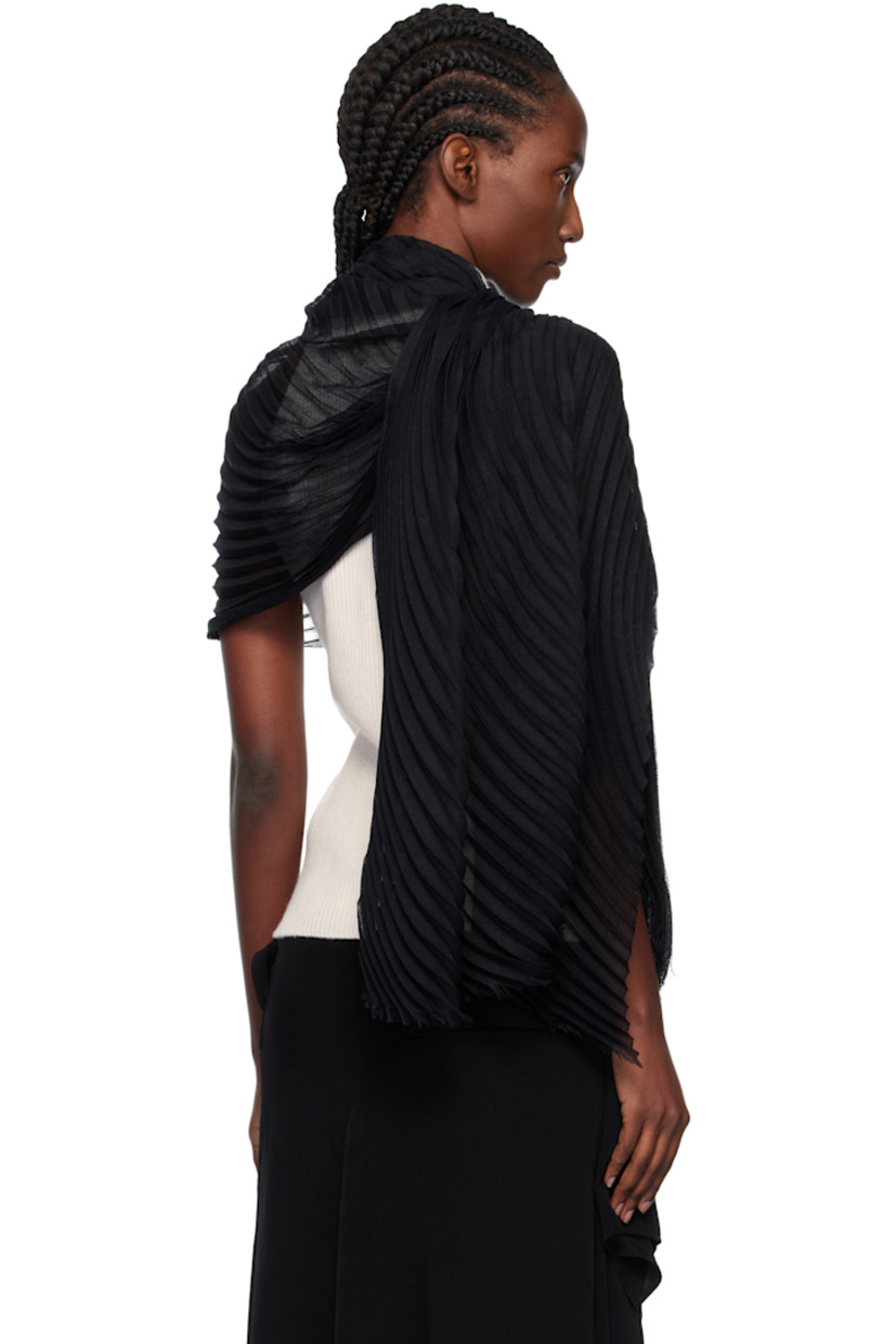 Rectangular garment-pleated silk- and wool-blend voile scarf.

· Fringed detailing at ends
· L86" x W41"

Supplier color: Black