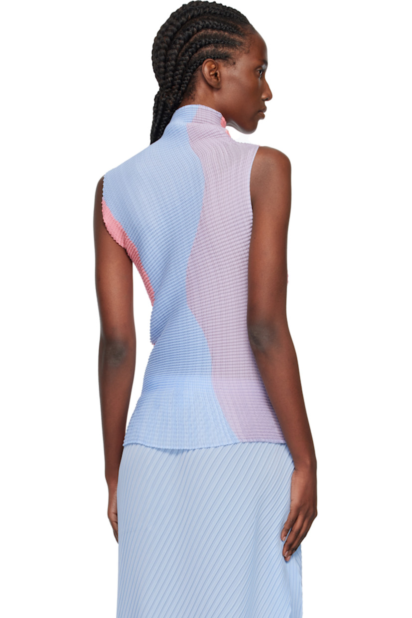 Garment-pleated recycled tricot top.

· Colorblocking throughout
· Draped turtleneck

Supplier color: Coral/Lt blue
