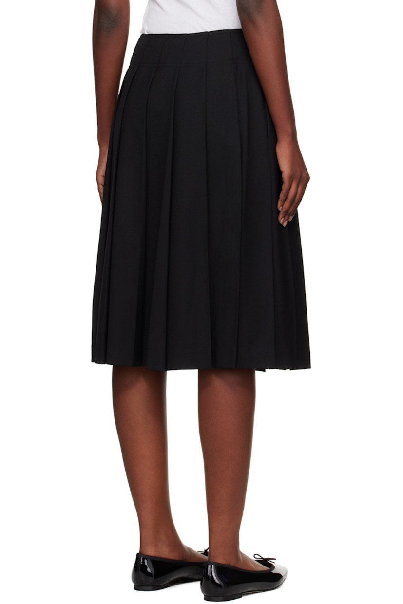 Wool-blend flannel midi skirt.

· Pleats throughout
· Two-pocket styling
· Button fastening and zip closure at side seam
· Full satin lining

Supplier color: Black