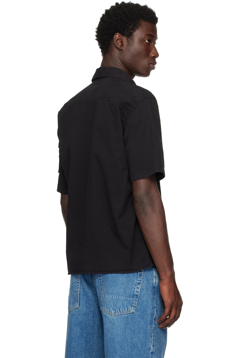 Garment-dyed stretch cotton twill shirt.

· Spread collar
· Button up closure
· Flap pockets at chest and sleeve
· Detachable felted logo patch at sleeve
· Logo-engraved black hardware

Supplier color: Black
