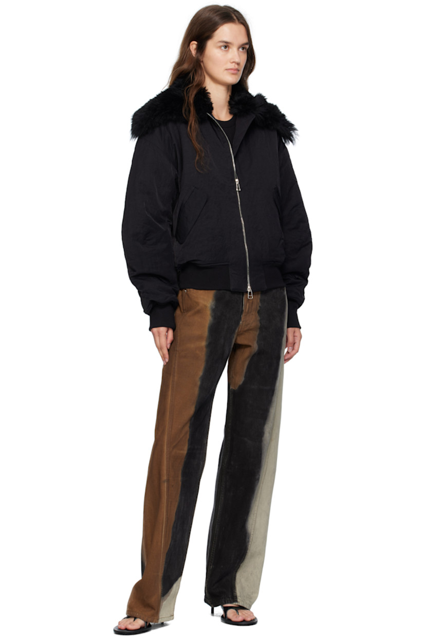 Hand-painted and bleached 14 oz non-stretch denim jeans. 

· Mid-rise 
· Belt loops
· Four-pocket styling
· Zip fly 
· Contrast stitching in tan 

Each item is unique. Please note coloration may vary.

Supplier color: Pigment