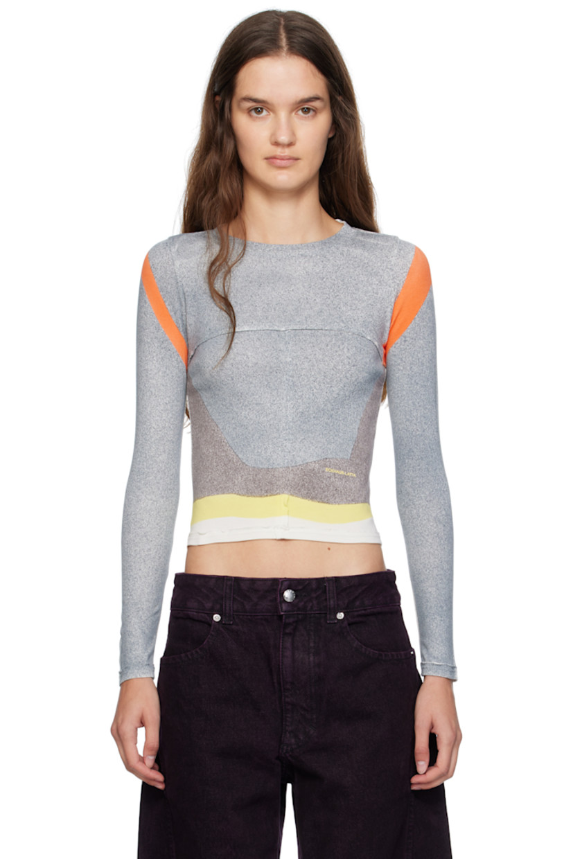 Cotton jersey T-shirt.

· Fading and raw edges throughout 
· Crewneck
· Logo printed at front hem 
· Cropped hem
· Central seam at back

Supplier color: Valley