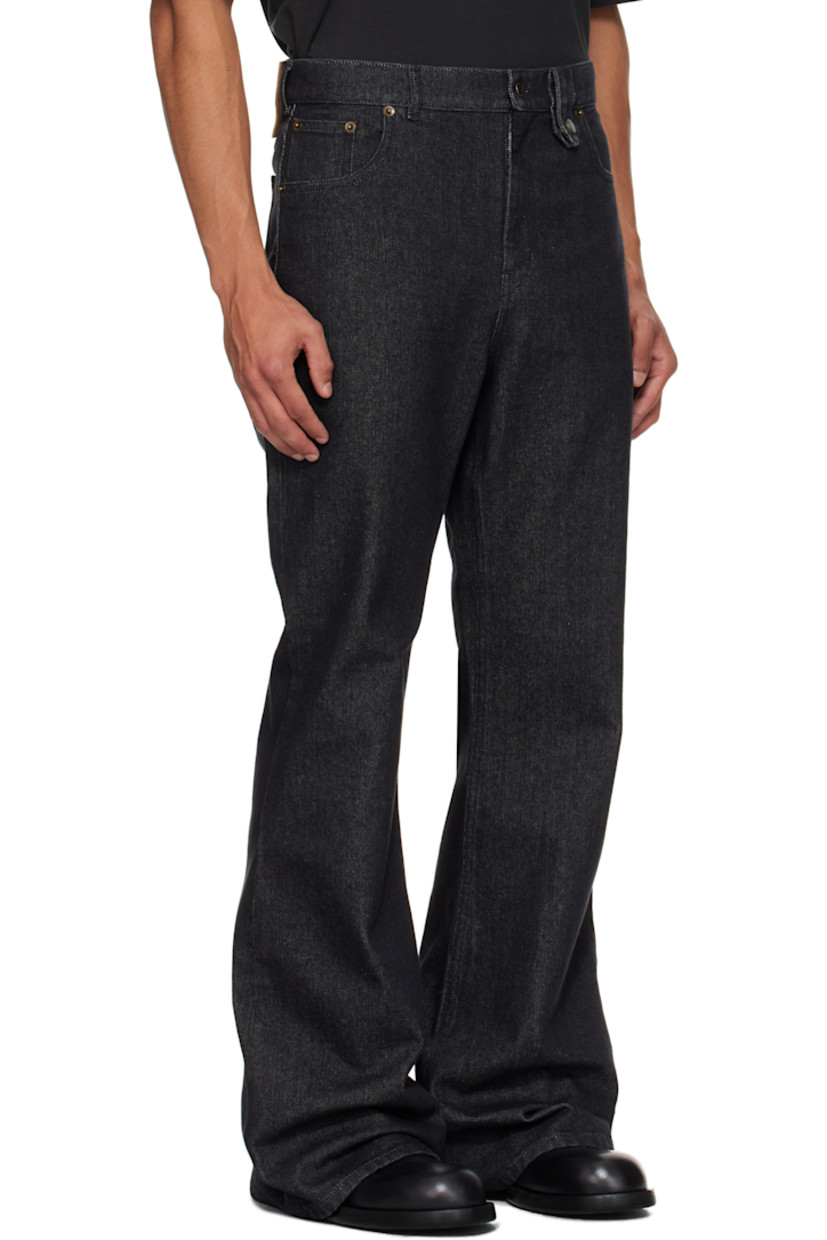 Non-stretch denim jeans.

· Wide-leg
· Belt loops
· Press-stud belt loop
· Five-pocket styling
· Zip fly
· Logo patch at back waistband

Supplier color: Black