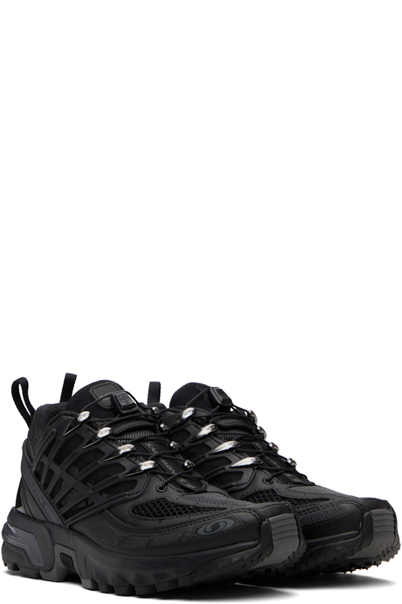 Low-top anti-debris 3D mesh and faux-leather sneakers.

· Logos bonded throughout
· Quicklace® closure
· Logo patch at vamp
· Velcro tab and logo patch at padded tongue
· Padded collar
· sensiFIT™ panel at sides
· Pull-loops at heel tab
· Logo embossed at heel counter
· Molded OrthoLite® footbed
· Mesh lining
· Agile Chassis™ System at foam rubber EnergyCell midsole
· Treaded All Terrain Contagrip® rubber sole

Supplier color: Black/Black/Black