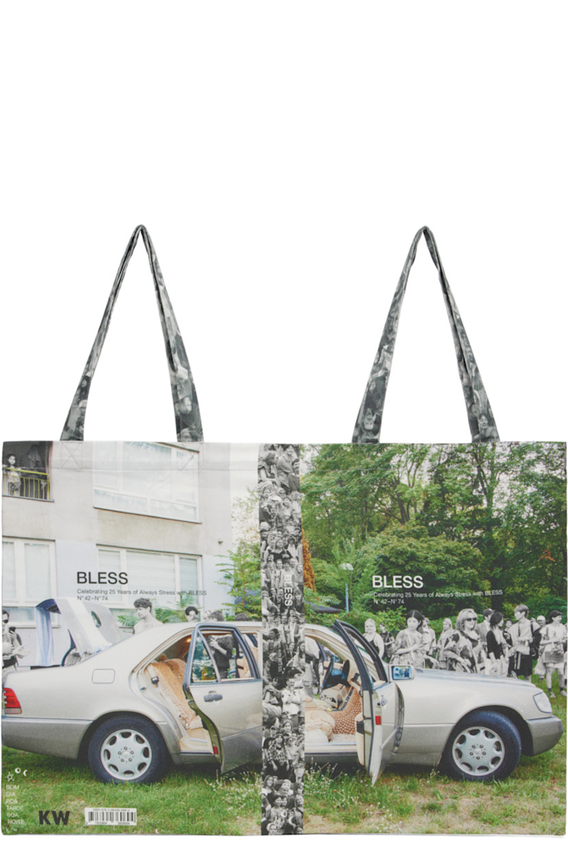 Cotton twill tote.

· Two-compartment construction
· Graphics printed throughout
· Four fixed shoulder straps
· Logo printed at face
· H17" x W24.5"
 
Features artwork from 'Celebrating 25 Years of Always Stress with BLESS N°42–N°74'.

Supplier color: Print