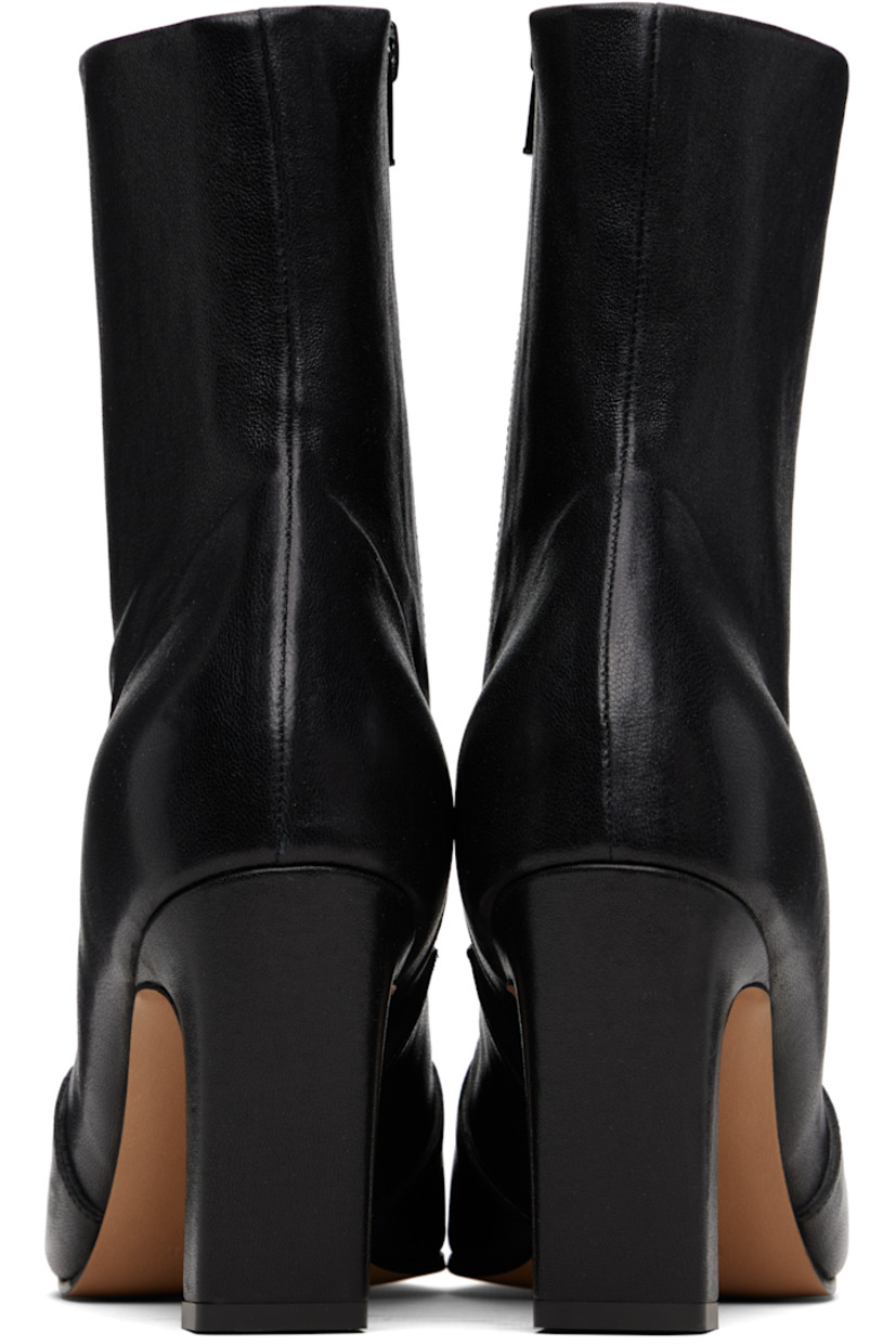 Ankle-high stretch grained lambskin boots.

· Pointed square toe
· Zip closure at inner side
· Covered block heel with rubber injection
· Leather sole
· Heel: H3.25"

Supplier color: Black nappa leather