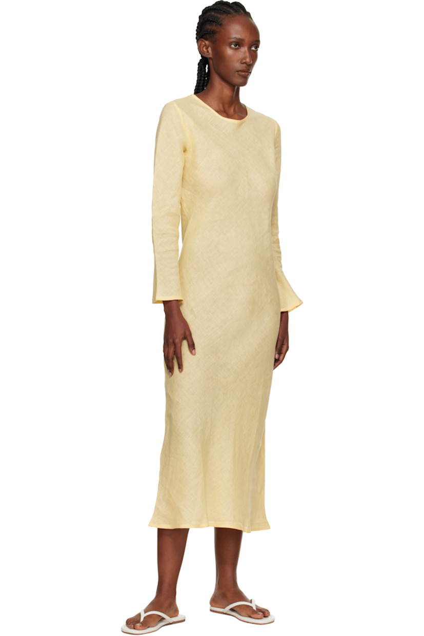 Bias-cut semi-sheer linen hopsack maxi dress.

· OEKO-TEX®-certified
· Round neck

Supplier color: Ana yellow