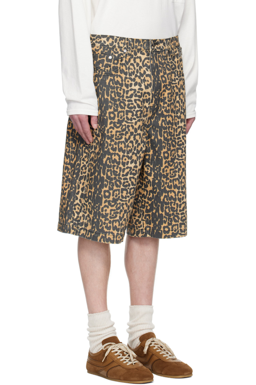 Non-stretch denim shorts. Leopard patten printed throughout. 

· Belt loops
· Five-pocket styling
· Zip fly
· Logo hardware at front waist
· Leather logo patch at back waistband
· Logo-engraved silver-tone hardware

Supplier color: Black/Tan
