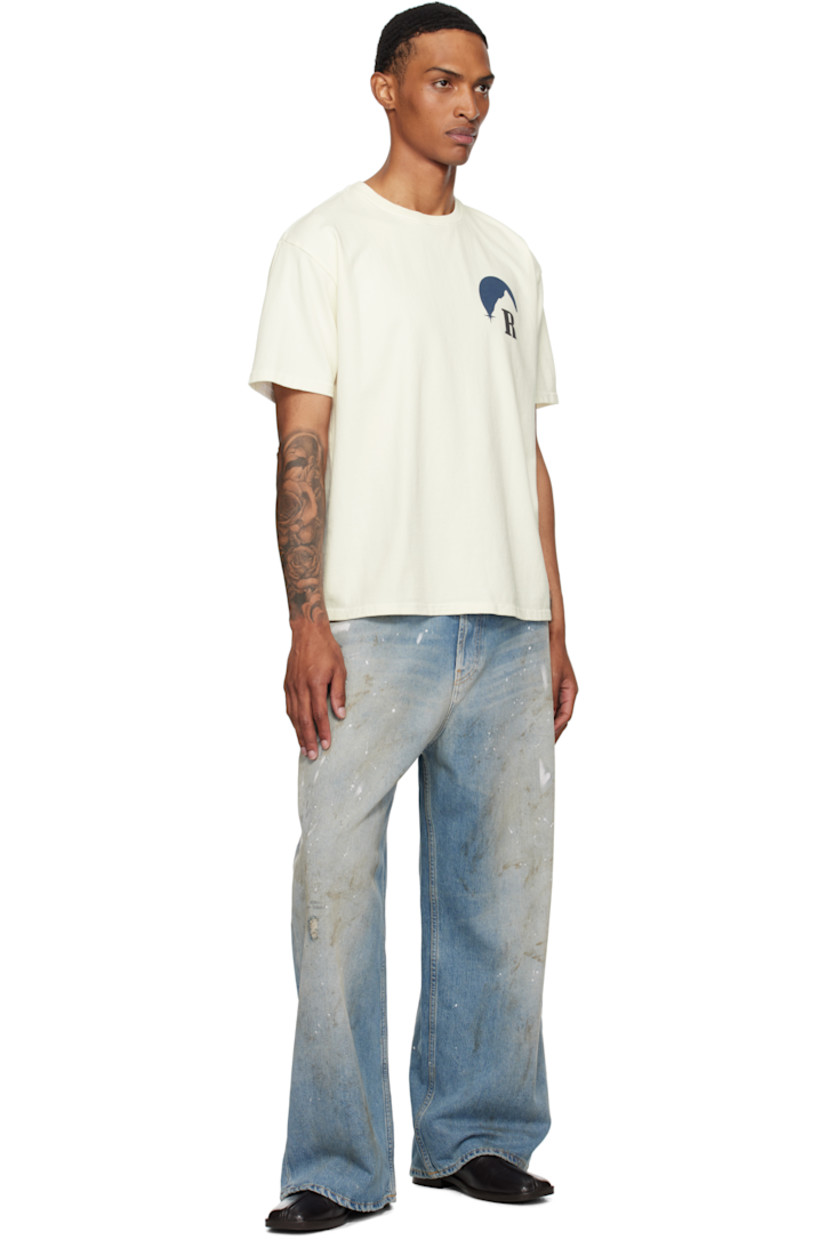 Cotton jersey T-shirt. 

· Rib-knit crewneck
· Graphic and logo printed at chest and back
· Dropped shoulders 

Supplier color: Vintage white