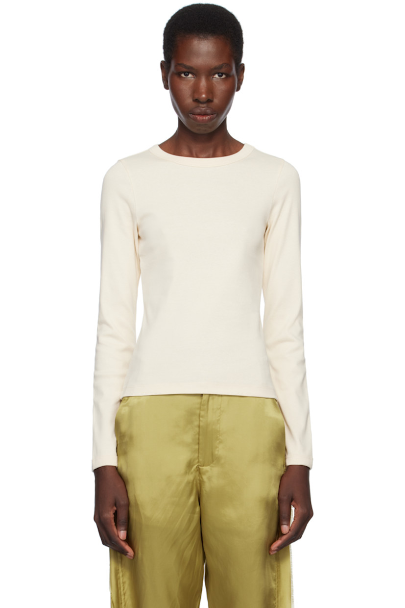 Organic cotton jersey T-shirt.

· Rib-knit crewneck and cuffs
· Central seam at back

Supplier color: Off white