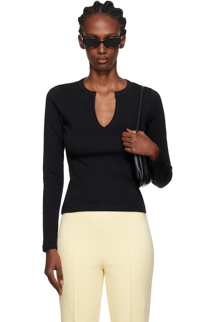 Rib-knit organic cotton T-shirt.

· Modified V-neck
· Central seam at back

Supplier color: Black