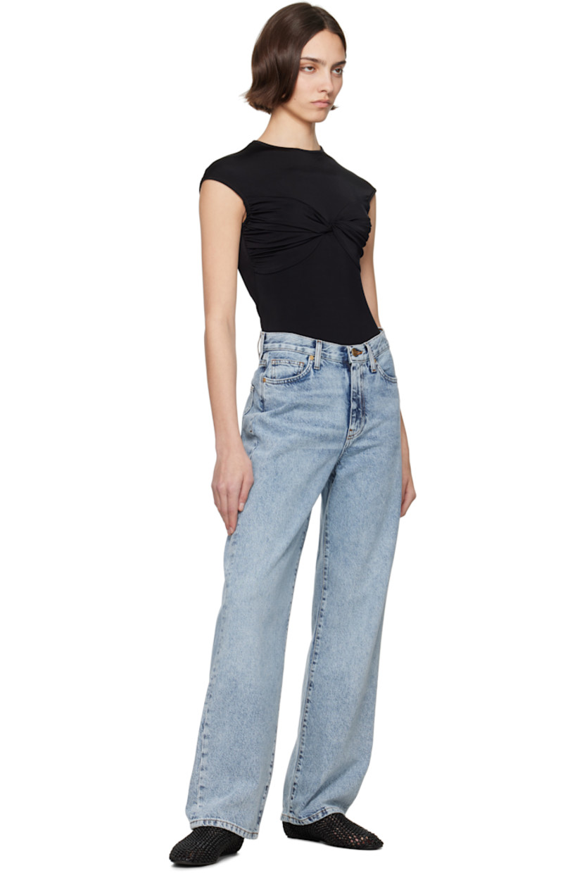 Stretch viscose jersey top.

· Crewneck
· Twisted detailing at chest
· Gathering at side seams
· Cap sleeves

Supplier color: Black