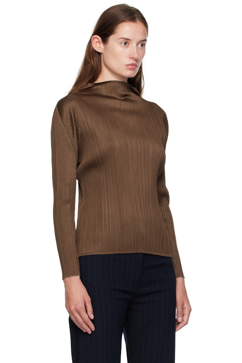Garment-pleated tricot T-shirt. Mock neck.

Supplier color: Brown