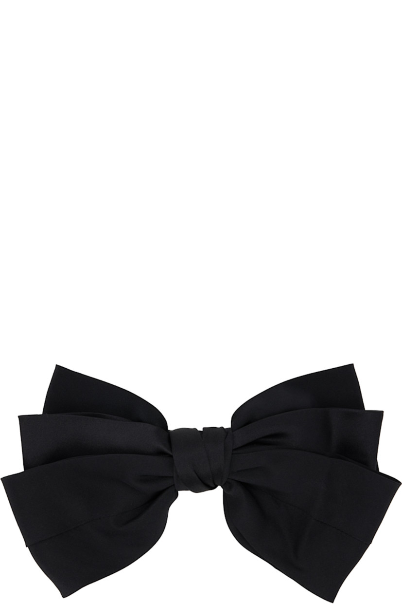 Handcrafted silk satin barrette.

· Layered bow accent at face
· Stainless steel barrette fastening
· H4.5" x W7"

Supplier color: Black