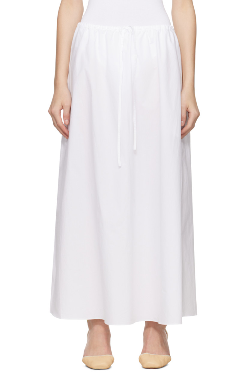 Organic cotton poplin maxi skirt. 

· Drawstring at elasticized waistband
· Two-pocket styling
· Unlined

Supplier color: White