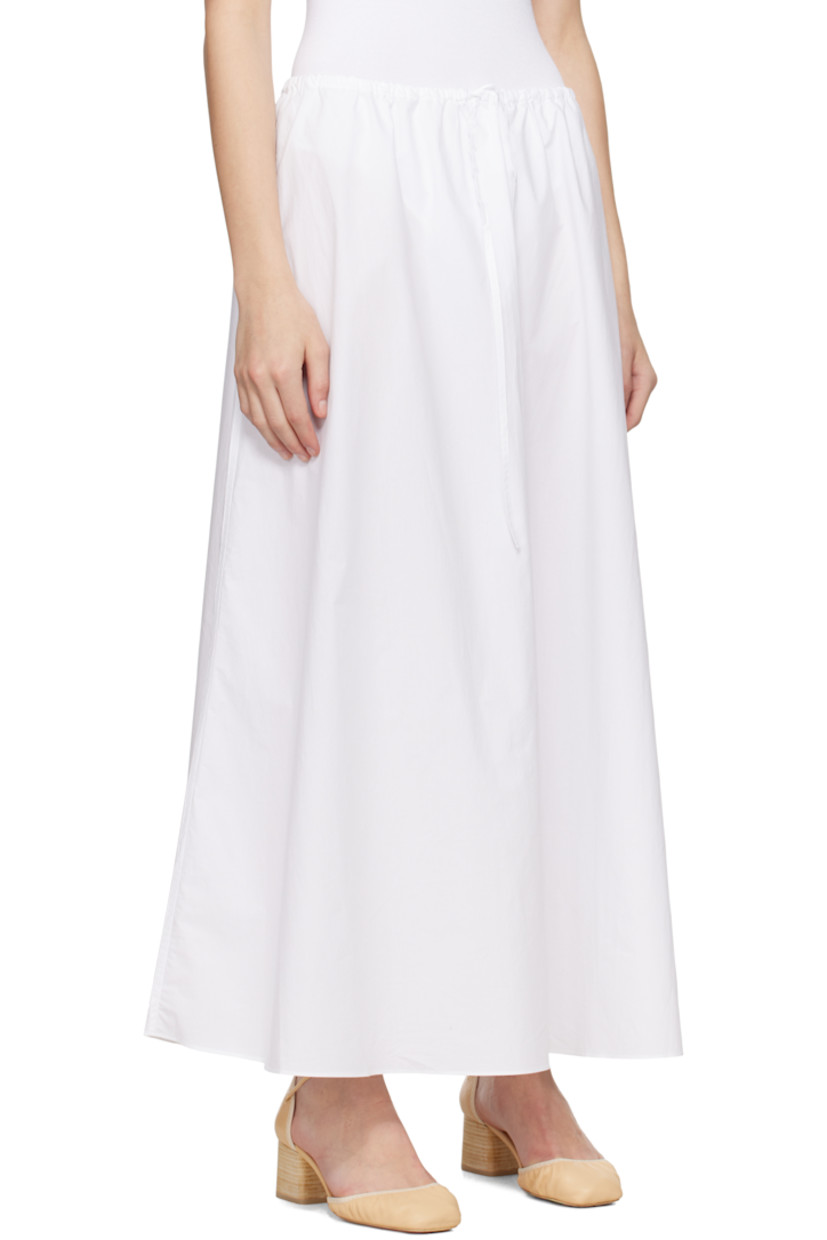 Organic cotton poplin maxi skirt. 

· Drawstring at elasticized waistband
· Two-pocket styling
· Unlined

Supplier color: White