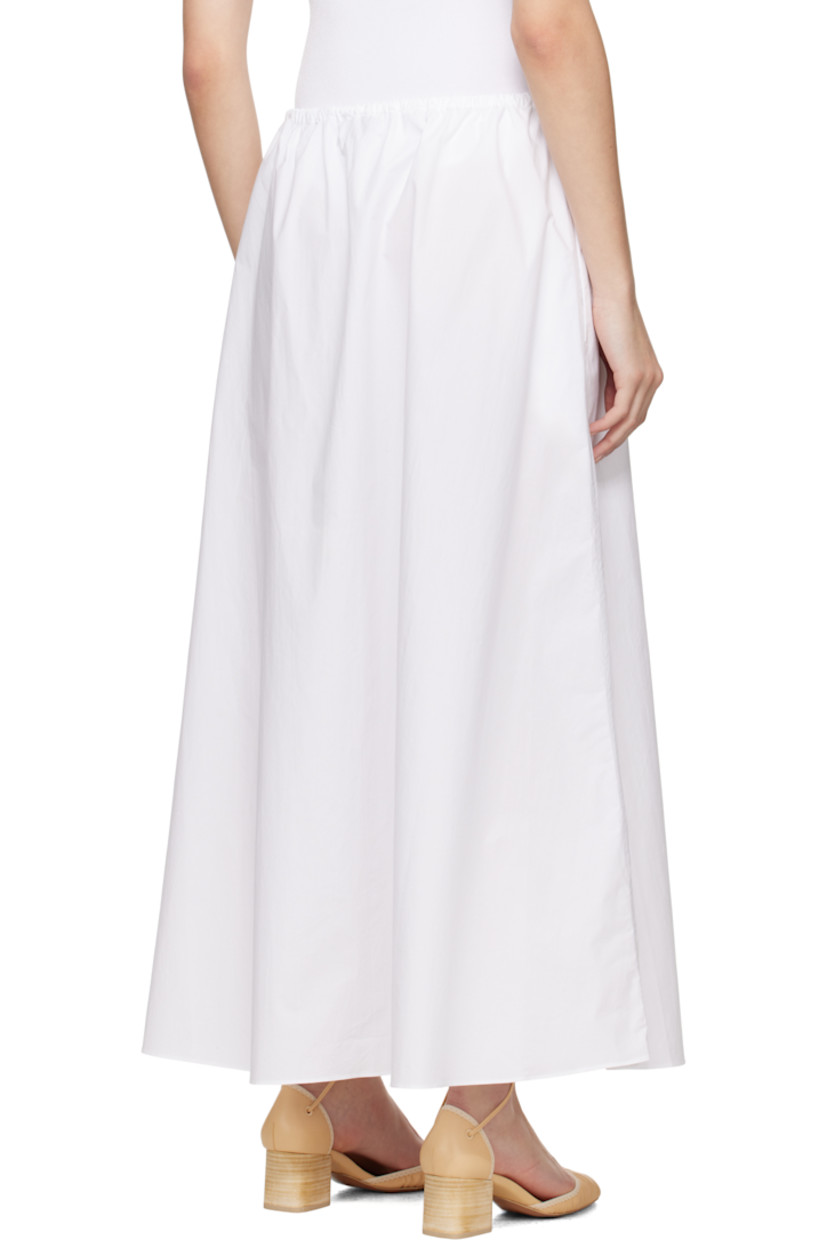 Organic cotton poplin maxi skirt. 

· Drawstring at elasticized waistband
· Two-pocket styling
· Unlined

Supplier color: White