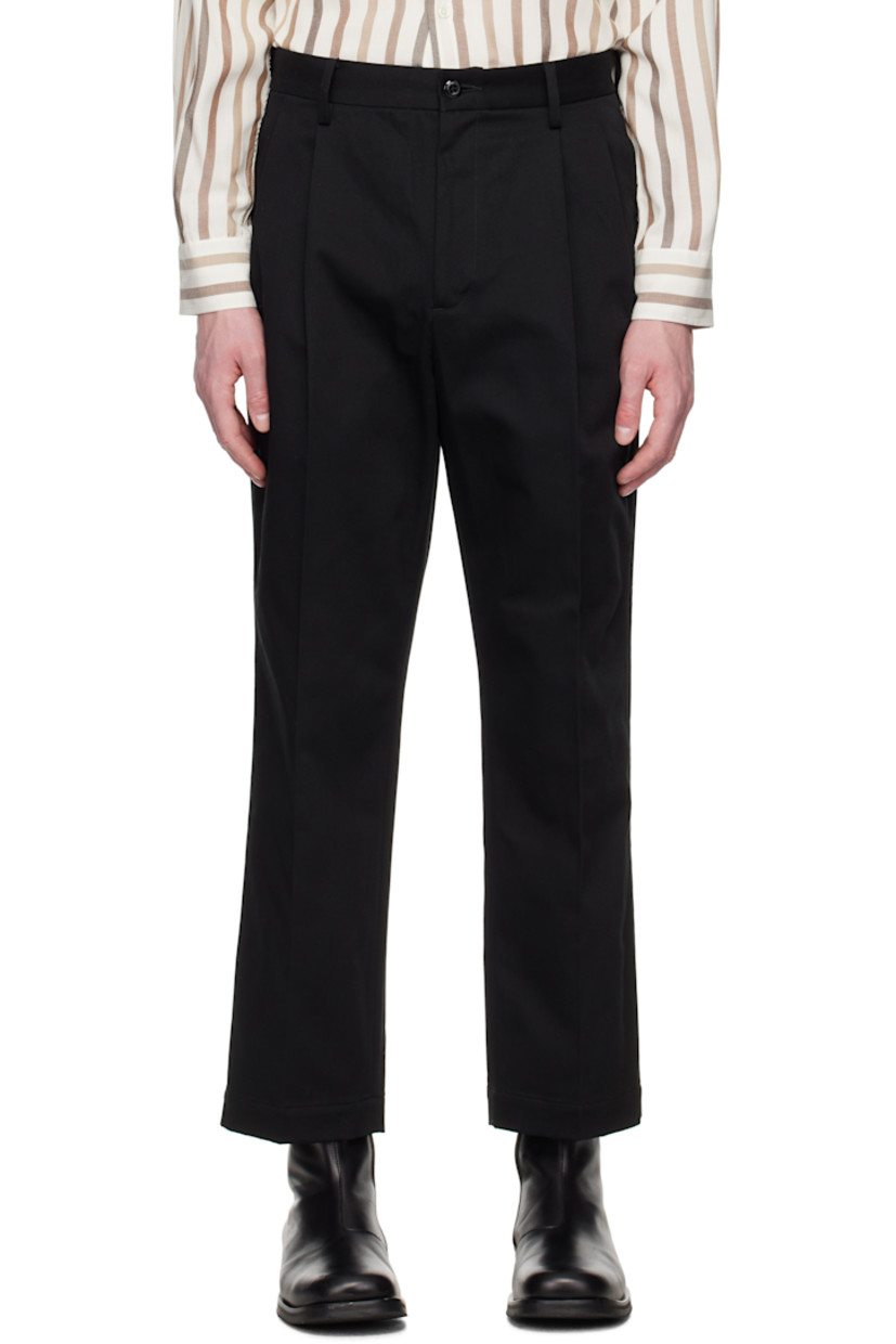 Cotton twill trousers.

· Belt loops
· Four-pocket styling
· Zip fly
· Pleats at front
· Creased legs
· Logo patch at back

Supplier color: Black