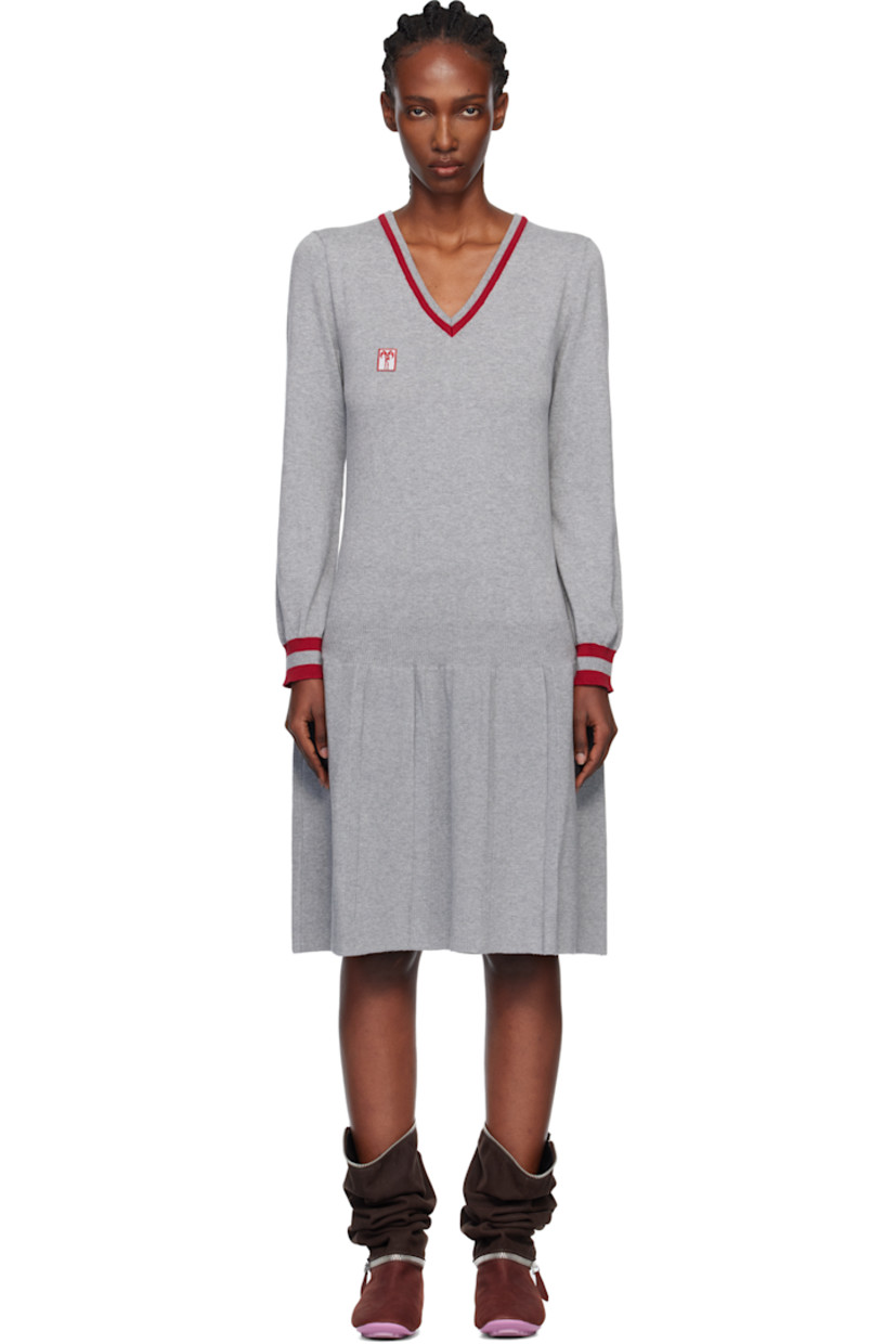 Knit and rib-knit cotton midi dress..

· Jacquard stripes at V-neck, hem, and cuffs
· Embroidered logo patch at chest
· Dropped waist 
· Pleats at hem 

Supplier color: London fog