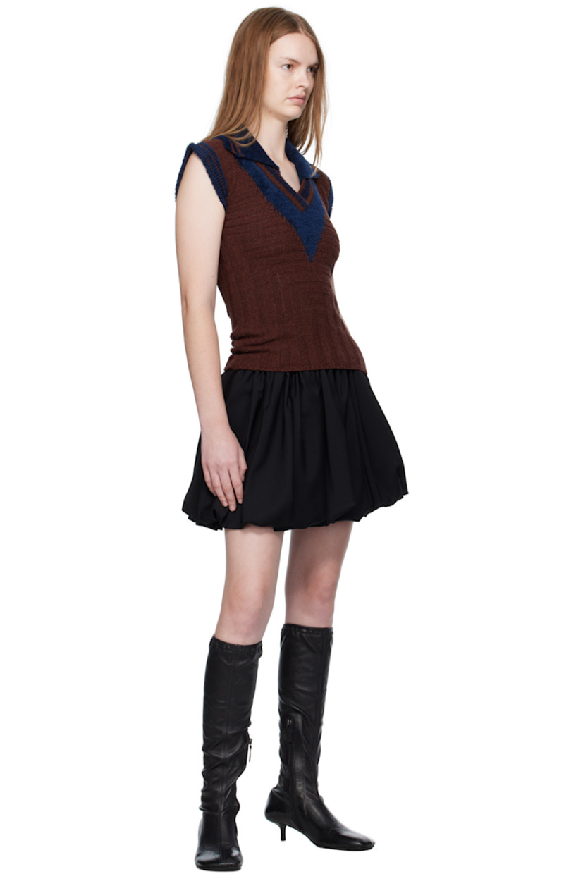 Rib-knit silk and cotton-blend fleece polo. Striped spread collar, V-neck, and armscyes.

Supplier color: Mahogany brown