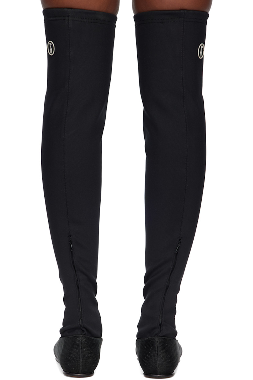 Knee-high mesh boots.

· Rubberized logo patch at outer side 
· Zip closure at heel
· Bonded jersey lining
· Leather sole with rubber injection

Supplier color: Space black