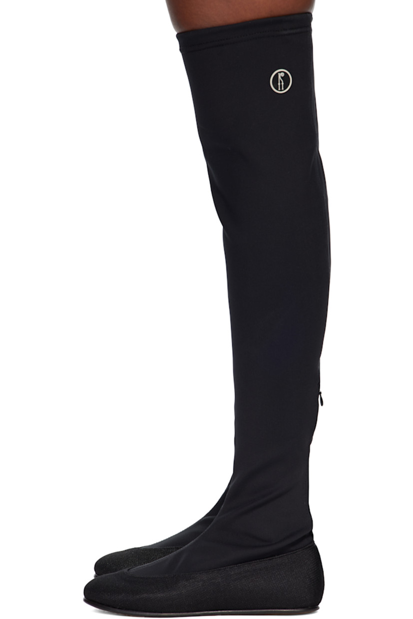 Knee-high mesh boots.

· Rubberized logo patch at outer side 
· Zip closure at heel
· Bonded jersey lining
· Leather sole with rubber injection

Supplier color: Space black