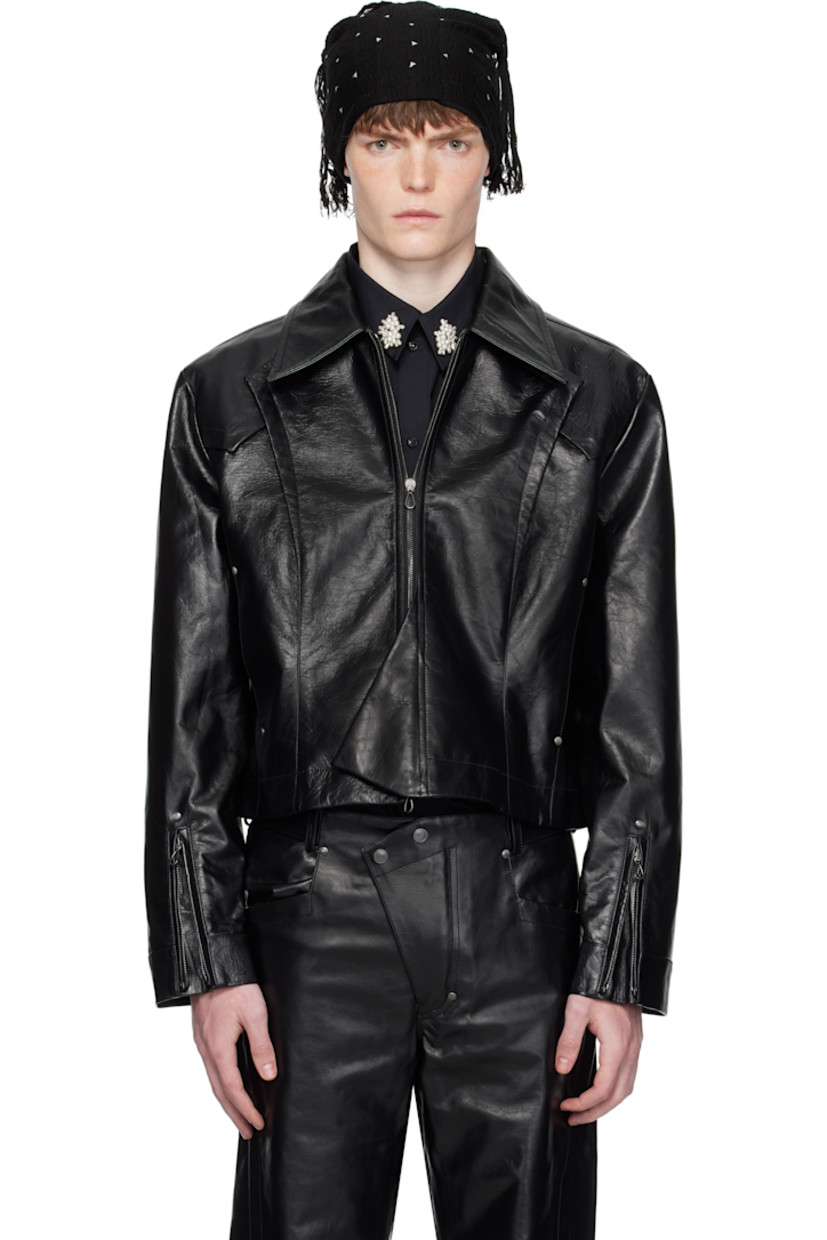 Grained leather jacket.

· Spread collar
· Two-way zip closure
· Seam pockets at waist
· Cropped hem
· Zip expansion panel at cuffs
· Welt pockets at interior
· Full twill lining

Supplier color: Raven black