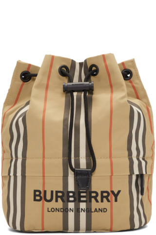 burberry pouch