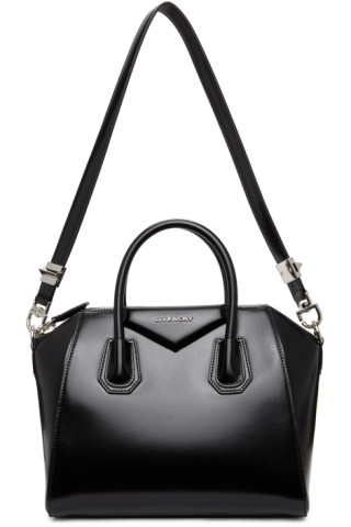 The Givenchy Black Mini Antigona Bag 🖤 is the perfect size