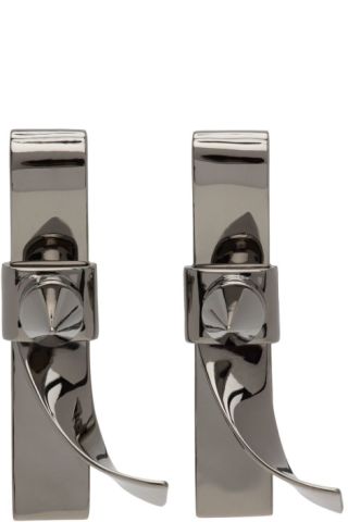 We11done 메탈 스파이크 리본 귀걸이