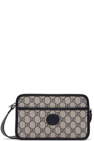 GG Supreme Shoulder Bag in Black - Gucci