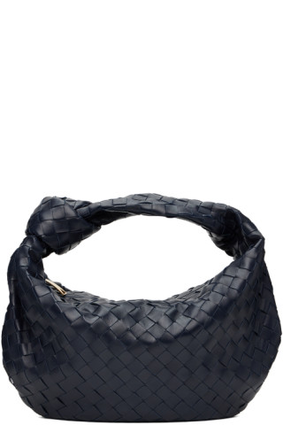 Bottega Veneta® Medium Jodie in Nero. Shop online now.