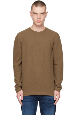 【関税込み】BOSS ベージュ クルーネック 長袖Tシャツ BOSSのベージュ クルーネック 長袖Tシャツがセール中