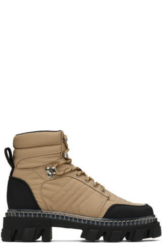 【関税込み】GANNI ベージュ Cleated ハイキングブーツ Beige Cleated Hiking Boots by GANNI on Sale