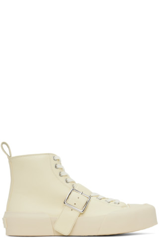【関税込み】Jil Sander オフホワイト バックル スニーカー Jil Sanderのオフホワイト バックル スニーカーがセール中