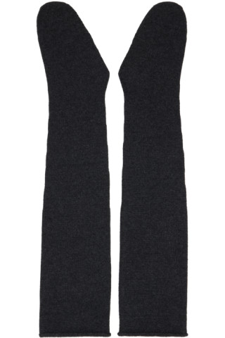 【関税込み】The Row グレー Chopo ミトン 231359F012000_1.jpg