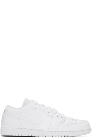 white sneakers jordans