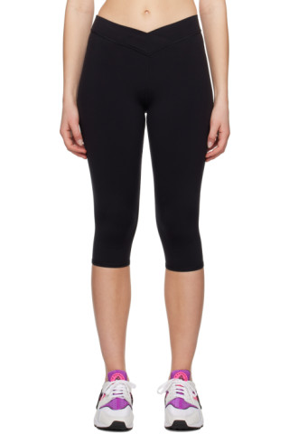 Black Airbrush V-Cut Define Capri Leggings by Alo on Sale