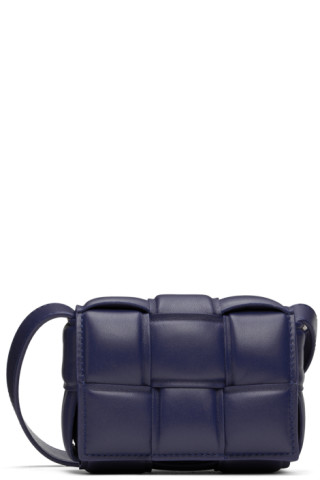 BOTTEGA VENETA ブルー Candy Cassette パッド入り バッグ Bottega Veneta: Blue Candy Padded Cassette Bag | SSENSE