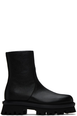 【関税込み】Ferragamo ブラック Metropolitan コンバットブーツ Ferragamoのブラック Metropolitan コンバットブーツがセール中