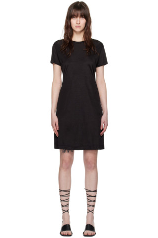 【関税込み】Filippa K ブラック シャイニー ミニワンピース Filippa Kのブラック シャイニー ミニワンピースがセール中