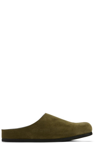 Common Projectsのカーキ クロッグがセール中