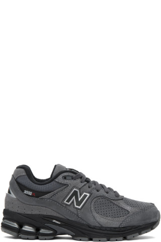 New Balance: Gray 2002R Sneakers | SSENSE Canada