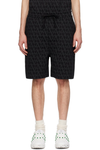 ヴァレンティノ toile iconographeショートパンツ ブラック Valentinoのブラック Toile Iconographe ショートパンツがセール中